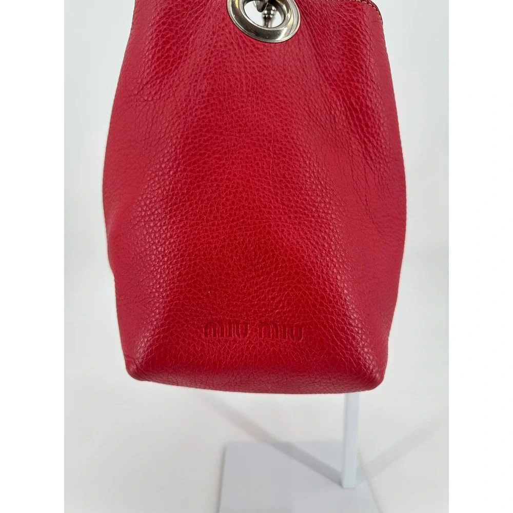 Miu Miu Red Pebbled Leather Slouchy Vintage Hobo Bag Silver Hardware Italy